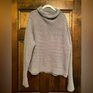 NWOT UGG Sweater